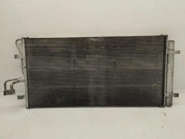 976061D200 Condensador de aire acondicionado  comprar en Zaragoza