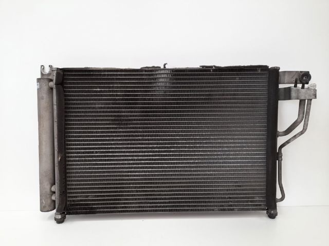 976061E300 Condensador aire acondicionado  en stock Sabadell