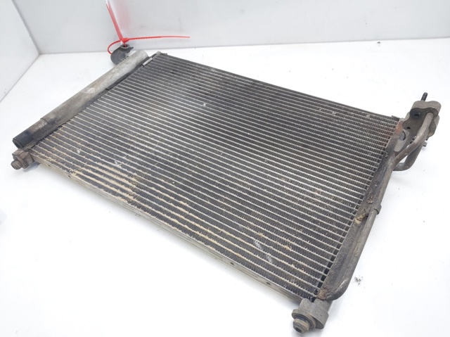 HYUNDAI 976061G000 Condensador de aire acondicionado  disponible España