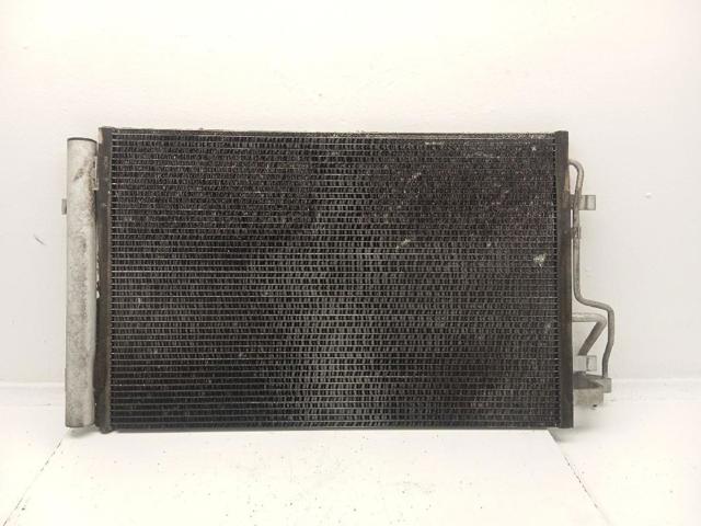HYUNDAI 976061H000 Condensador aire acondicionado  en stock Valencia