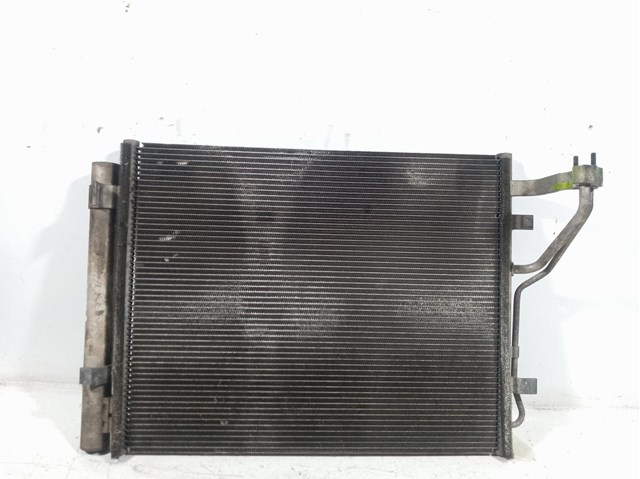 Condensador / radiador  aire acondicionado para kia pro ceed 1.6 crdi 115 d4fb ED976061H600