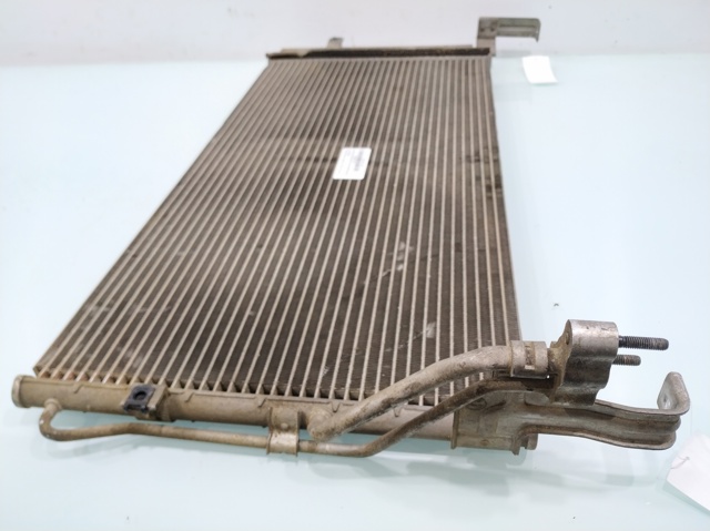 9760626401 HYUNDAI Condensador de aire acondicionado  disponible Alicante