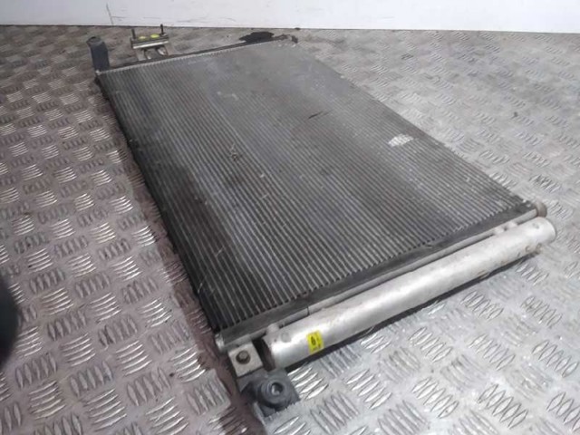 976062B100 HYUNDAI Condensador aire acondicionado  en stock Huelva