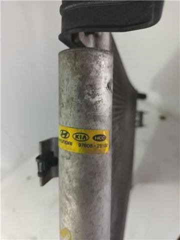 HYUNDAI 976062B100 Condensador de aire acondicionado  disponible Lugo