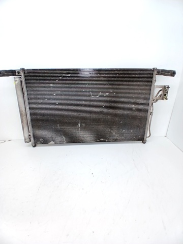 976062B100 Condensador de aire acondicionado  disponible Utrera