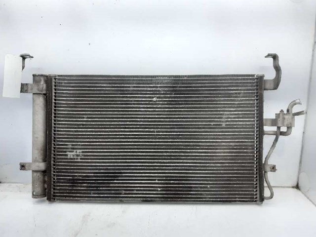 976062D000 Condensador de aire acondicionado  comprar en Zaragoza