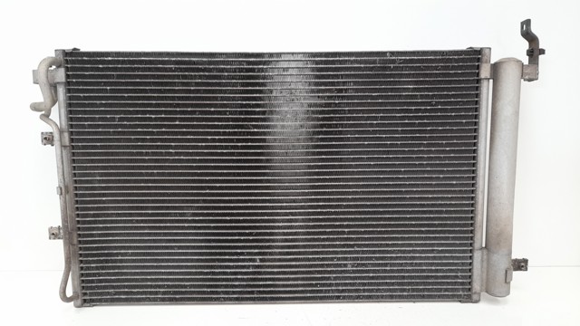 HYUNDAI 976062F000 Condensador de aire acondicionado  comprar en Albacete