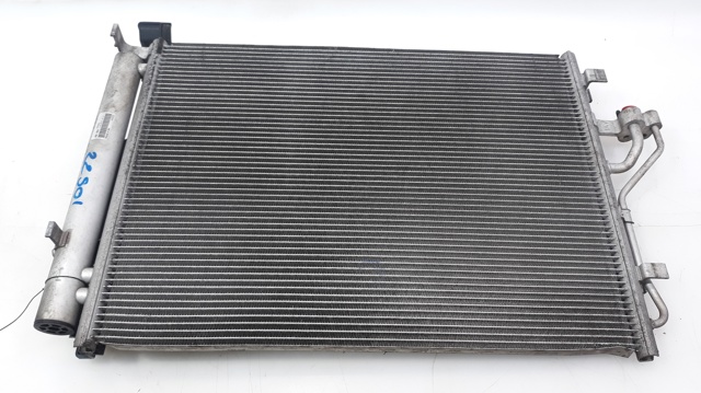 Condensador / radiador  aire acondicionado para hyundai ix35 1.7 crdi d4fd 976062Y001