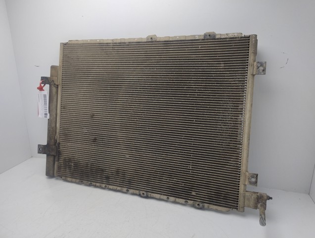 HYUNDAI 976063E901 Condensador aire acondicionado  en stock Valencia
