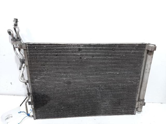 976063Z000 HYUNDAI Condensador aire acondicionado  en stock Huelva
