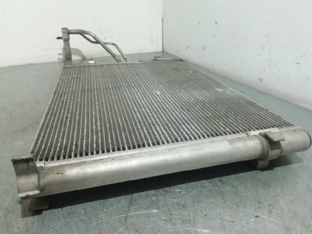 976063Z000 Condensador aire acondicionado  en stock Castellón