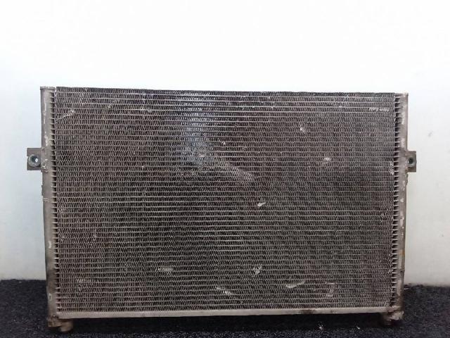 HYUNDAI 976064A250 Condensador aire acondicionado  en stock Terrassa