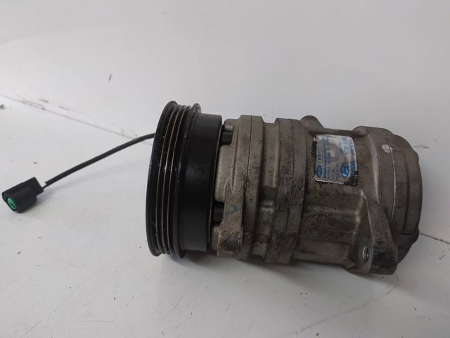 HYUNDAI 9770105500 Compresor de aire acondicionado  en stock Valencia