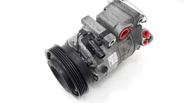 9770117611 HYUNDAI Compresor de aire acondicionado  en stock Gandía