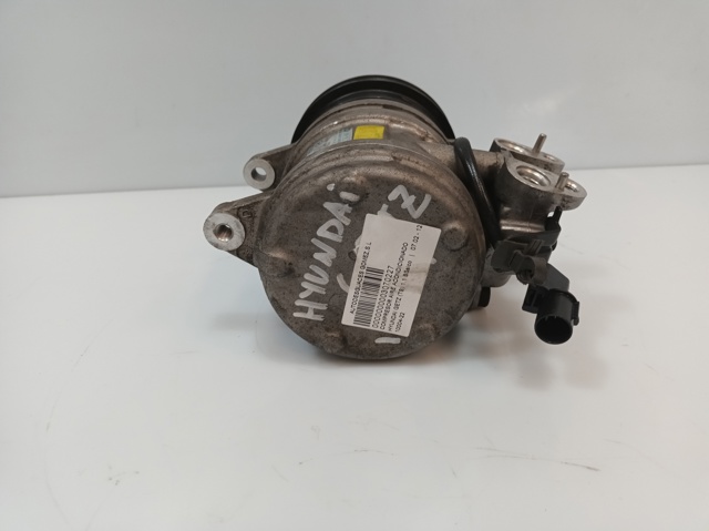 977011CXXX HYUNDAI Compresor de aire acondicionado  disponible Vigo