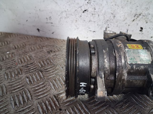 HYUNDAI 977011CXXX Compresor de aire acondicionado  en stock Valencia