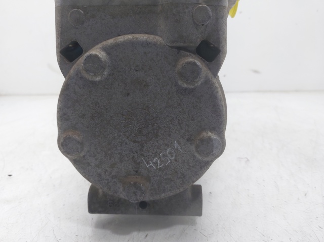 9770125000 HYUNDAI Compresor de aire acondicionado  disponible Alicante