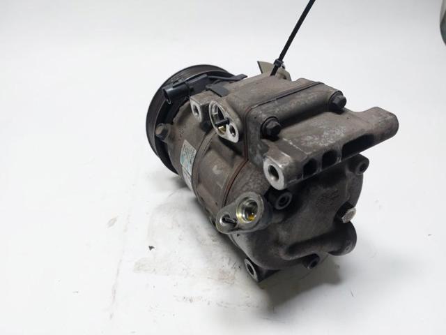 HYUNDAI 977012H002 Compresor de aire acondicionado  en stock Salamanca