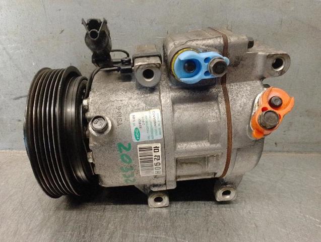 HYUNDAI 977012H040 Compresor de aire acondicionado  en stock Terrassa