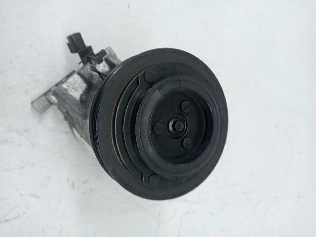 HYUNDAI 977012K201 Compresor de aire acondicionado  en stock Terrassa