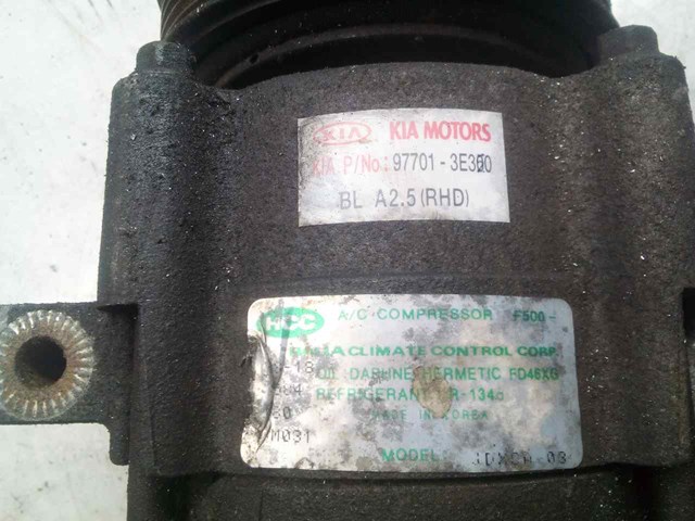 Compresor aire acondicionado para kia sorento i (jc) (2002-...) 2.5 crdi d4cb 977013E300
