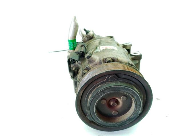 977013K720 Hyundai/Kia