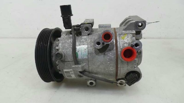 HYUNDAI 97701A6500 Compresor de aire acondicionado  en stock Valencia