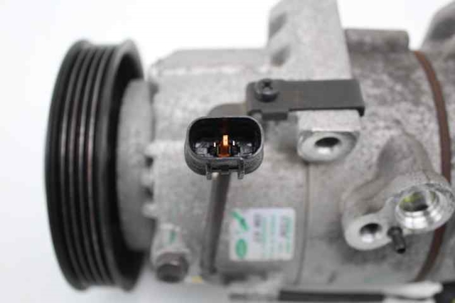 97701A6700 HYUNDAI Compresor de aire acondicionado  en stock Huelva