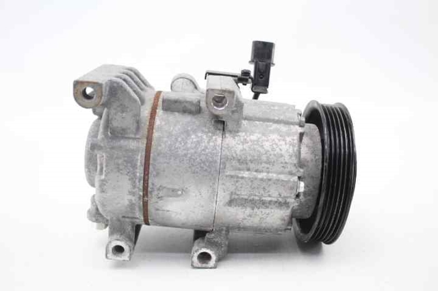 HYUNDAI 97701A6700 Compresor de aire acondicionado  disponible Lugo
