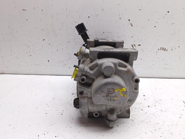 97701C8000 Compresor de aire acondicionado  disponible Utrera