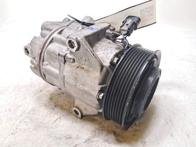 97701D7000 Compresor de aire acondicionado  en stock Castellón