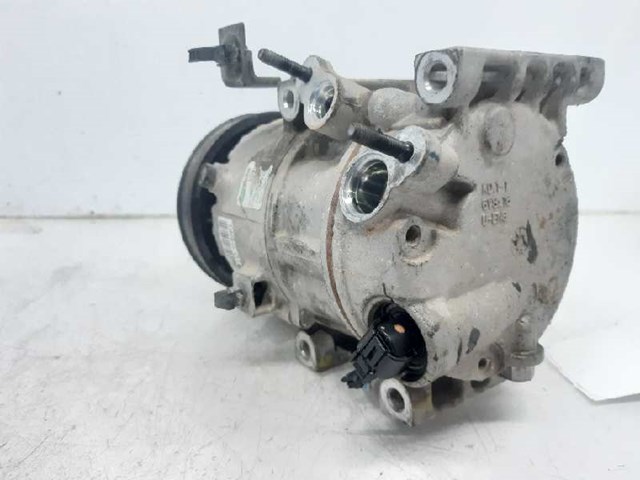 97701D7100 HYUNDAI Compresor de aire acondicionado  comprar en Jaén