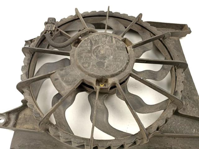 977302B200 HYUNDAI Difusor del radiador del aire acondicionado con ventilador y motor  comprar en Jaén
