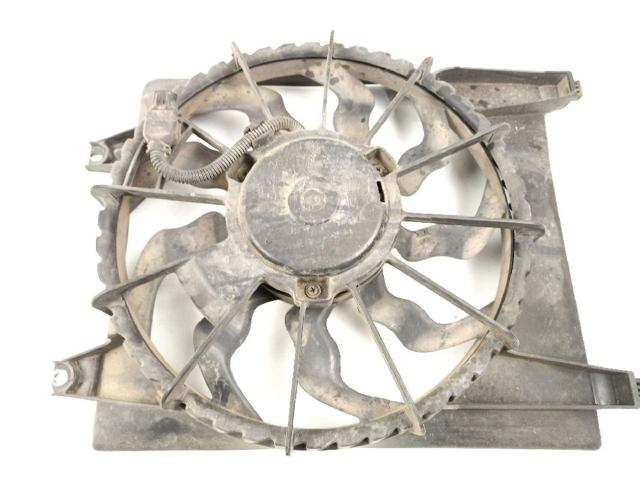 977302B200 Difusor del radiador del aire acondicionado con ventilador y motor  en stock Sabadell