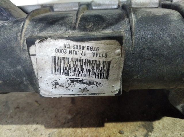 97BB8005CA Radiador de refrigeración del motor  disponible Utrera