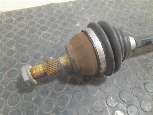 9800387480 Semieje delantero derecho  disponible Málaga