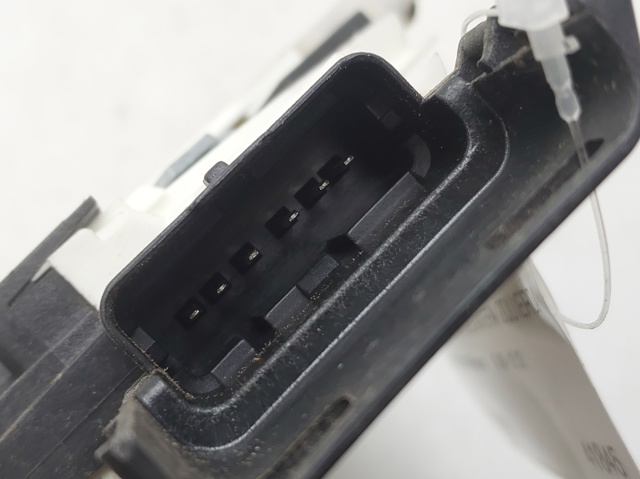 9800616680 Cerradura de puerta delantera izquierda  disponible Utrera
