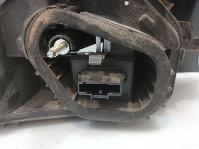 PEUGEOT 9800916080 Piloto trasero derecho  en stock Valencia