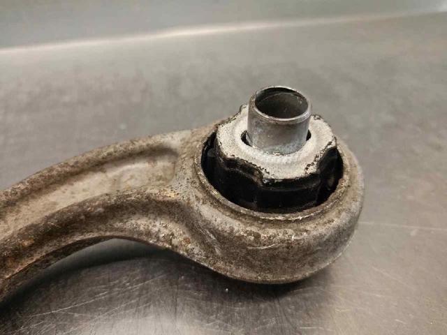 PEUGEOT 9801145780 Brazo longitudinal inferior derecho de la suspensión trasera  comprar en Albacete