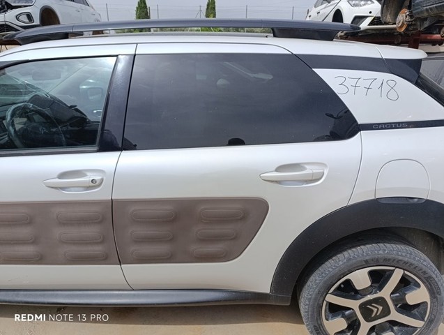 PEUGEOT 9801219180 Puerta trasera izquierda  comprar en Ponferrada