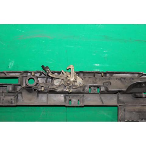 9801492180 Panel de soporte del radiador y montaje de faros  disponible Utrera