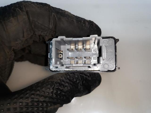 98016307ZD PEUGEOT Botón de encendido del motor del elevalunas delantero derecho  disponible Alicante