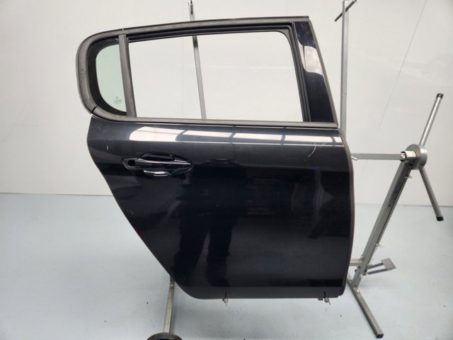 9802165580 PEUGEOT Puerta trasera derecha  comprar en Oviedo