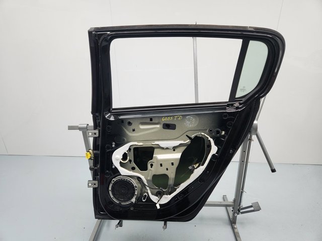 PEUGEOT 9802165580 Puerta trasera derecha comprar Pamplona