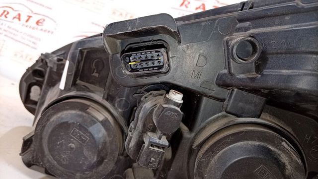 PEUGEOT 9802221280 Faro derecho  en stock Valencia