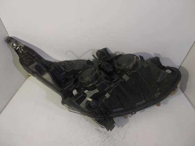 Faro izquierdo Peugeot 208 CA, CC