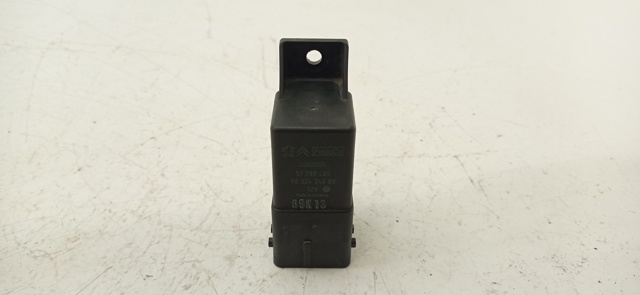 Caja precalentamiento bujias 9802424080 PEUGEOT