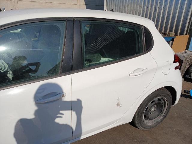 9802969780 Puerta trasera izquierda  en stock Castellón