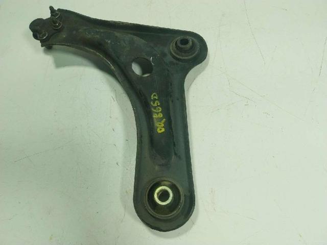 9803286480 PEUGEOT Brazo inferior derecho de la suspensión delantera  en stock Gandía