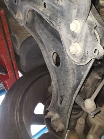 PEUGEOT 9803286580 Brazo inferior izquierdo de la suspensión delantera  comprar en Ponferrada